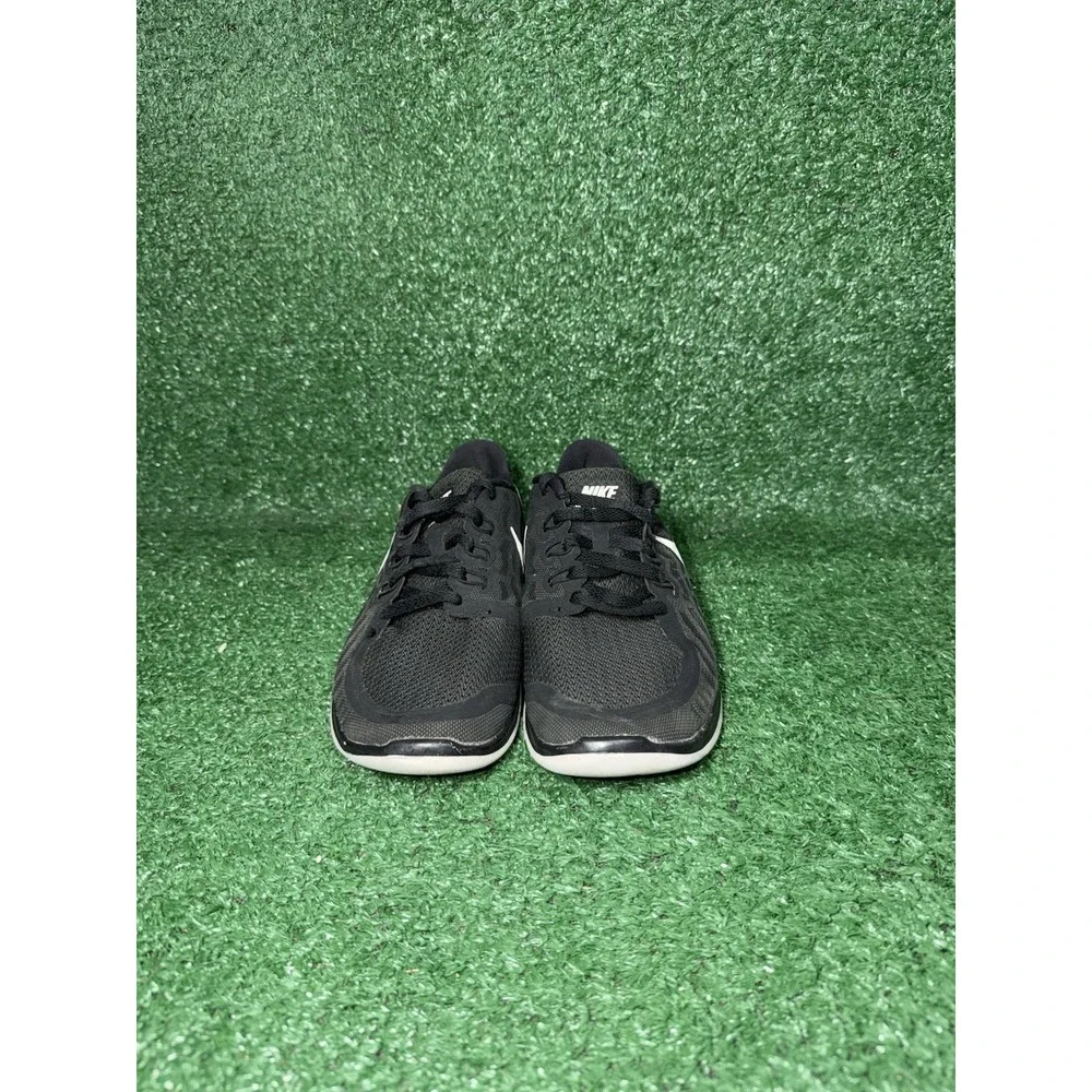 Nike Free Run Women‎ Size 6 Black White Athletic Comfort Running Sneakers